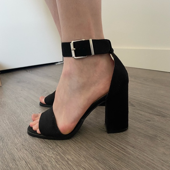 RAID Fleur black block heeled sandals - Picture 8 of 9